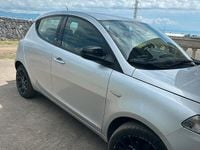 Usata Lancia Ypsilon 95 CV (69 kW) 2014 Utilitaria