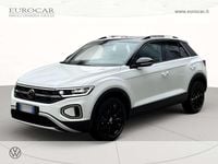 Usata VW T-Roc Style 110 CV (80 kW) 2023 Pure white nero SUV