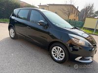 Usata Renault Scénic III 110 CV (80 kW) 2016 Nero Monovolume