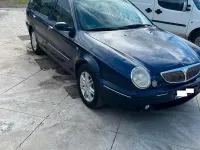 Usata Lancia Lybra 105 CV (77 kW) 1999 Bluazzurro Station wagon