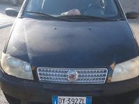 Begagnad Fiat Punto Active 60 HK (44 kW) 2009 Svart Sedan
