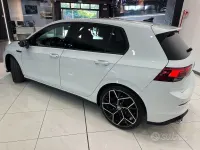 Usata VW Golf VIII GTD 200 CV (147 kW) 2021 Bianco pastello Berlina