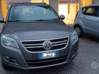 Usata VW Tiguan Sportline 140 CV (102 kW) 2010 Grigio SUV