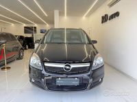 Usata Opel Zafira Cosmo 120 CV (88 kW) 2006 Nero Monovolume