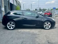 Usata Opel Astra GTC Cosmo 165 CV (121 kW) 2012 Nero Berlina