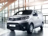 Usata Toyota Proace Comfort 120 CV (88 kW) 2024 Bianco Monovolume