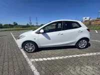Usata Mazda 2 75 CV (55 kW) 2008 Bianco Utilitaria