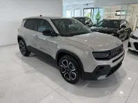 Nuova Jeep Avenger Summit 101 CV (74 kW) 2026 Beige SUV