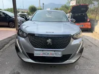 Usata Peugeot 2008 Allure 130 CV (95 kW) 2023 Grigio SUV
