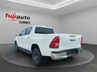 Nuova Toyota HiLux Lounge 204 CV (150 kW) 2026 Super white Pick-up