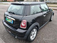 Usata Mini Cooper 75 CV (55 kW) 2012 Nero Utilitaria