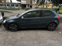 Usata VW Golf V Sportline 2005 Utilitaria