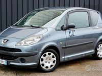 Usata Peugeot 1007 68 CV (50 kW) 2005 Grigio Monovolume