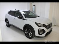 Usata Peugeot 2008 Allure 131 CV (96 kW) 2025 Bianco SUV