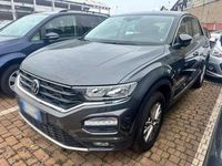 Usata VW T-Roc Business 110 CV (80 kW) 2021 Grigio SUV