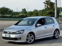 Usata VW Golf IV Highline 160 CV (117 kW) 2005 Argento Berlina