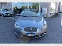 Usata Jaguar XF Premium Luxury 207 CV (152 kW) 2009 Grigio Berlina
