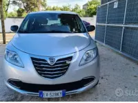 Usata Lancia Ypsilon 69 CV (50 kW) 2014 Grigio Utilitaria