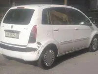 Usata Lancia Musa 90 CV (66 kW) 2007 Bianco Monovolume