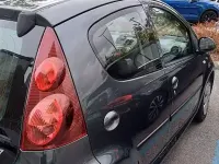 Usata Peugeot 107 68 CV (50 kW) 2012 Grigio Utilitaria