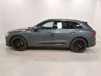 Usata Audi e-tron S-Line 300 kW (408 CV) 2023 Grigio SUV