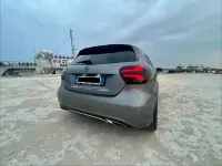Usata Mercedes A180 109 CV (80 kW) 2016 Grigio Berlina