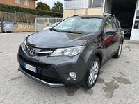 Usata Toyota RAV4 Lounge 124 CV (91 kW) 2014 Grigio SUV