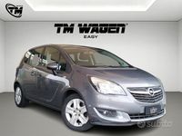 Usado Opel Meriva Cosmo 95 CV (69 kW) 2017 Gris Monovolumen
