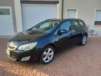 Usata Opel Astra 110 CV (80 kW) 2012 Other Station wagon
