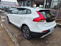 Usata Volvo V40 CC Business Edition 120 CV (88 kW) 2018 Bianco Station wagon