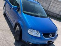 Usata VW Touran 105 CV (77 kW) 2004 Blu/azzurro Monovolume