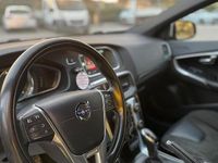 Usata Volvo V40 R-Design Momentum 150 CV (110 kW) 2014 Nero Berlina