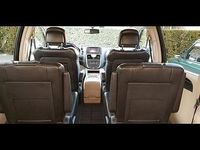Begagnad Lancia Voyager Platinum 177 HK (130 kW) 2014 Svart Minibuss