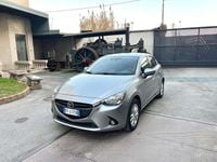 Usata Mazda 2 Exceed 105 CV (77 kW) 2016 Grigio Utilitaria