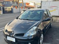 Usata Renault Clio II Dynamique 85 CV (62 kW) 2006 Nero Berlina