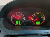 Usata Ford Fiesta 49 CV (36 kW) 2006 Grigio Utilitaria