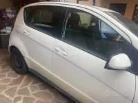 Usata Mercedes A160 82 CV (60 kW) 2011 Bianco Utilitaria