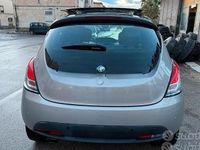 Usata Lancia Ypsilon 95 CV (69 kW) 2011 Utilitaria