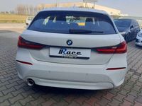 Usata BMW 118 Advantage 140 CV (102 kW) 2022 Bianco Utilitaria