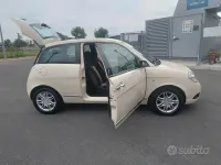 Usata Lancia Ypsilon 60 CV (44 kW) 2006 Beige Utilitaria