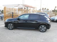 Usata Peugeot 208 Allure 101 CV (74 kW) 2021 Nero met. Utilitaria
