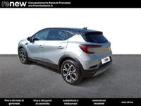 Usata Renault Captur Techno 91 CV (66 kW) 2023 Grigio chiaro SUV