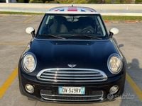 Usata Mini Cooper 109 CV (80 kW) 2009 Nero Utilitaria