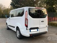 Begagnad Ford Tourneo Trend 131 HK (96 kW) 2019 Vit Minibuss