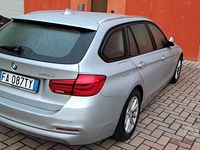 Usata BMW 318 150 CV (110 kW) 2015 Grigio Station wagon