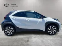 Usata Toyota Aygo X Trend 72 CV (52 kW) 2025 Bianco SUV