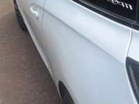 Usata Opel Adam Rocks 87 CV (63 kW) 2016 Bianco Utilitaria