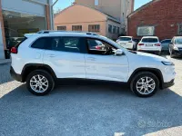 Usata Jeep Cherokee 170 CV (125 kW) 2015 Bianco SUV