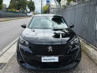 Usata Peugeot 2008 Active 131 CV (96 kW) 2022 Nero SUV