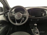 Nuova Toyota Aygo X Trend 72 CV (52 kW) 2025 Super white & black met SUV